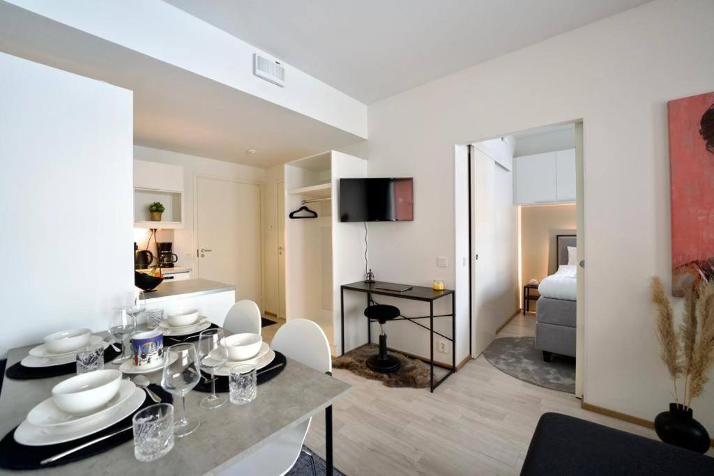1Br Suite - King Size Bed - Wi-Fi - Gym & Sauna Рованиеми Экстерьер фото